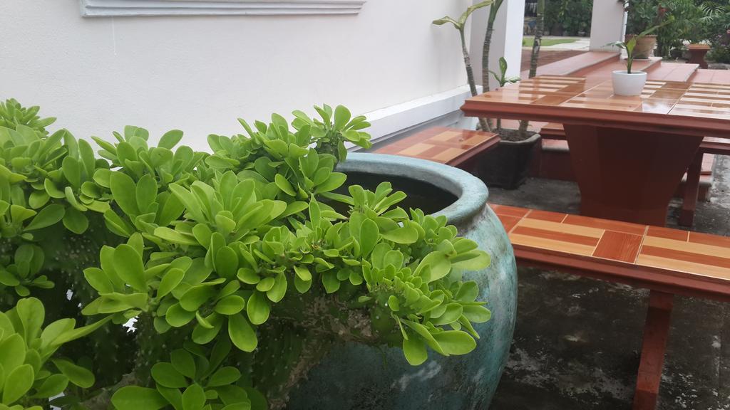 A Tee Guesthouse Luang Prabang Bagian luar foto