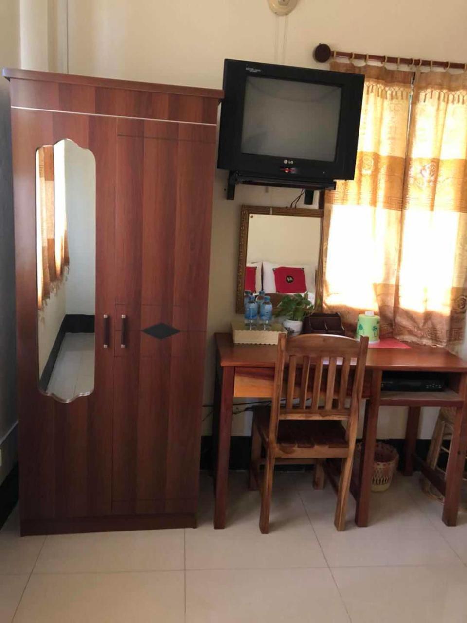 A Tee Guesthouse Luang Prabang Bagian luar foto