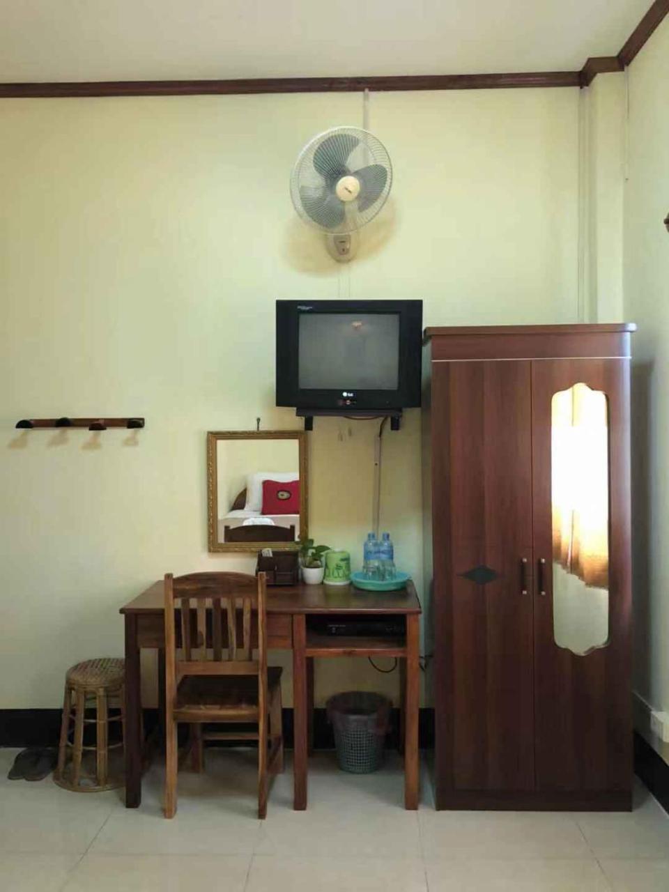 A Tee Guesthouse Luang Prabang Bagian luar foto